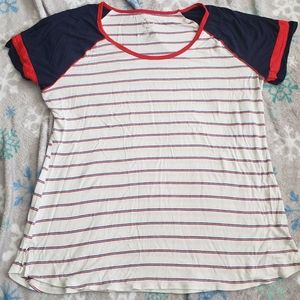 Maurice's 24/7 t-shirt size XL